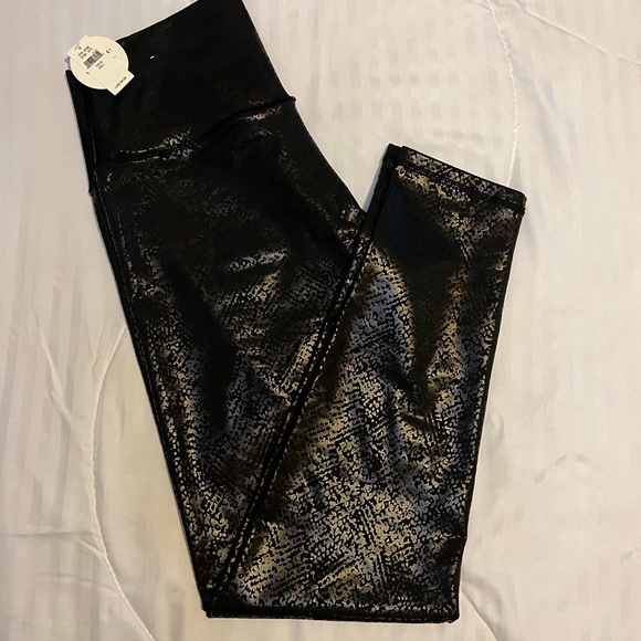 AERIE Offline Crackle Leggings